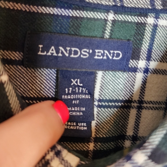 Lands' End Tartan Plaid Flannel long sleeve button down shirt. Men's size XL. - Picture 4 of 13